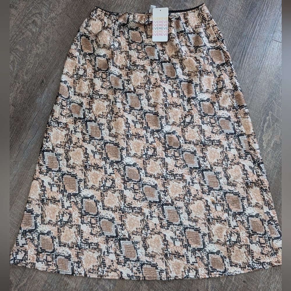 Nwt Evereve Peyton Jensen slip skirt size M